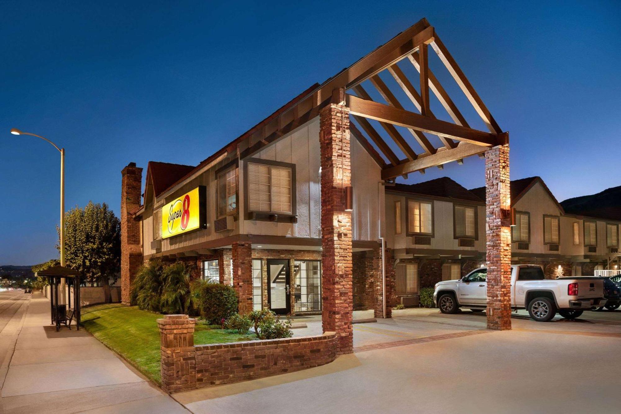 Motel Super 8 By Wyndham Santa Clarita/Valencia Extérieur photo