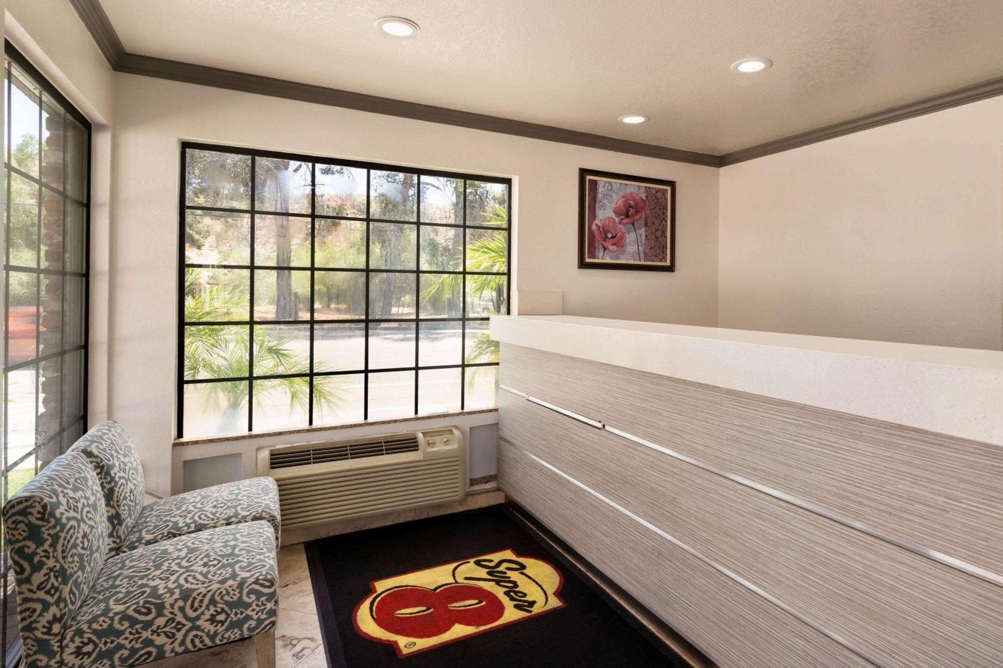Motel Super 8 By Wyndham Santa Clarita/Valencia Extérieur photo