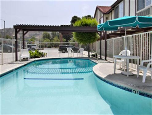 Motel Super 8 By Wyndham Santa Clarita/Valencia Facilités photo