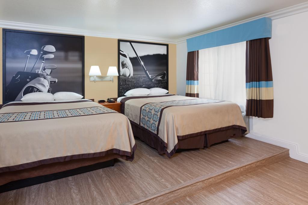 Motel Super 8 By Wyndham Santa Clarita/Valencia Extérieur photo